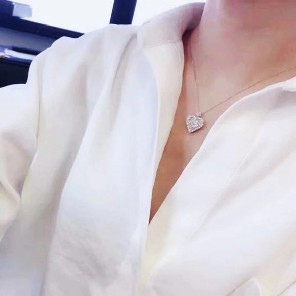 NEW SILVER BAGUETTE ROUNG DIAMOND HALO HEART NECKLACE - Picture 8 of 9